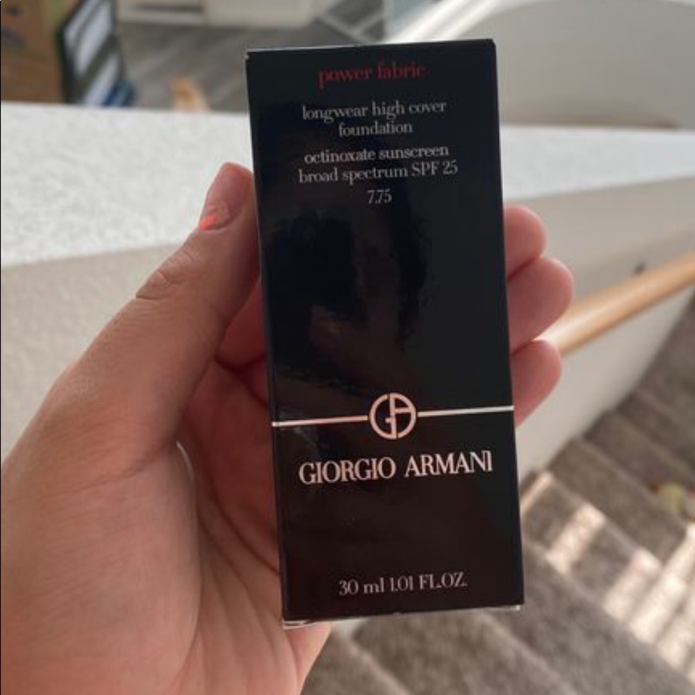 Giorgio Armani Power Fabric Foundation